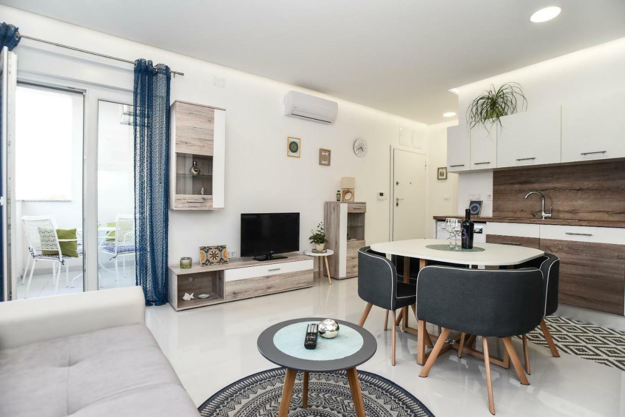 Apartman Mar Nin Eksteriør bilde